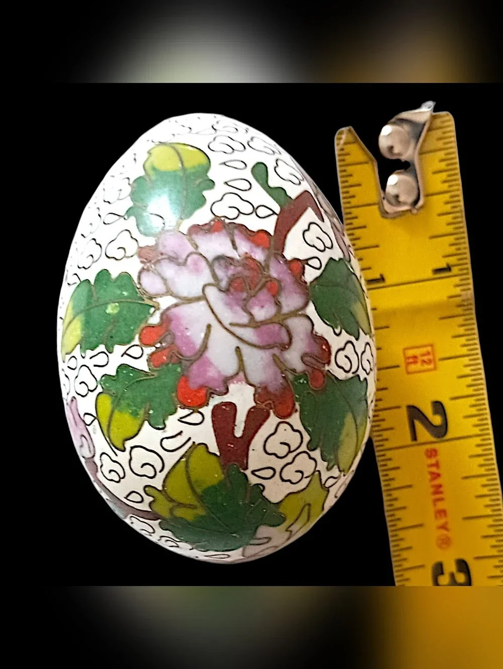 Vintage Chinese Cloisonne Enamel Over Brass Egg‎ Floral Trinket Decor Wood Stand